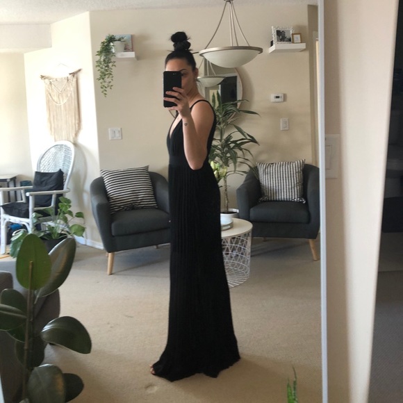 Ya Los Angelos Black gown - Picture 7 of 10